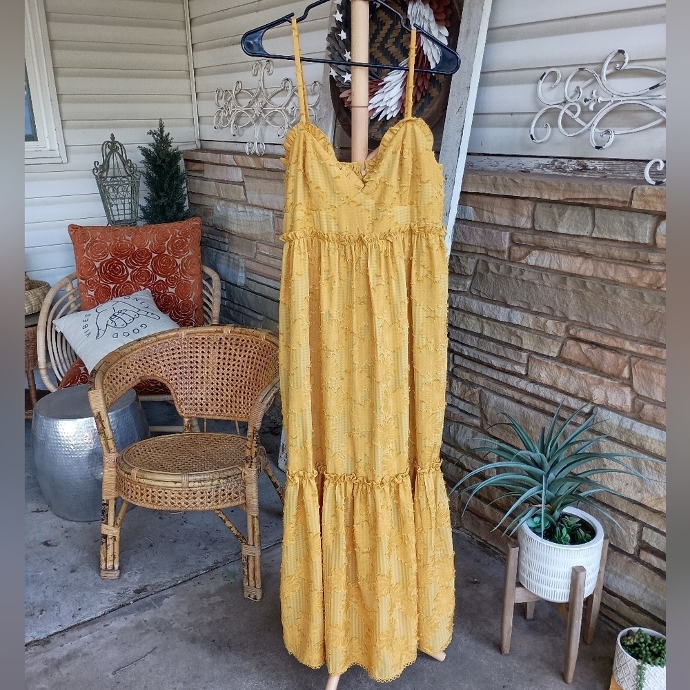 NWT Lulu's Charm and Charisma Mustard Yellow Burnout Floral Dress_Large - Picture 2 of 6